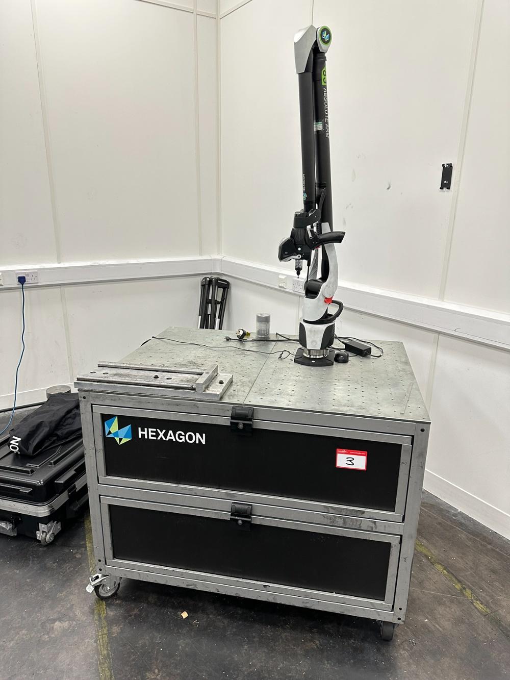 HEXAGON Metrology 8330  2021